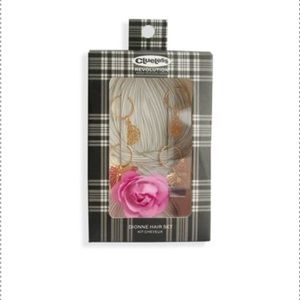 Clueless Dionne Hair Set